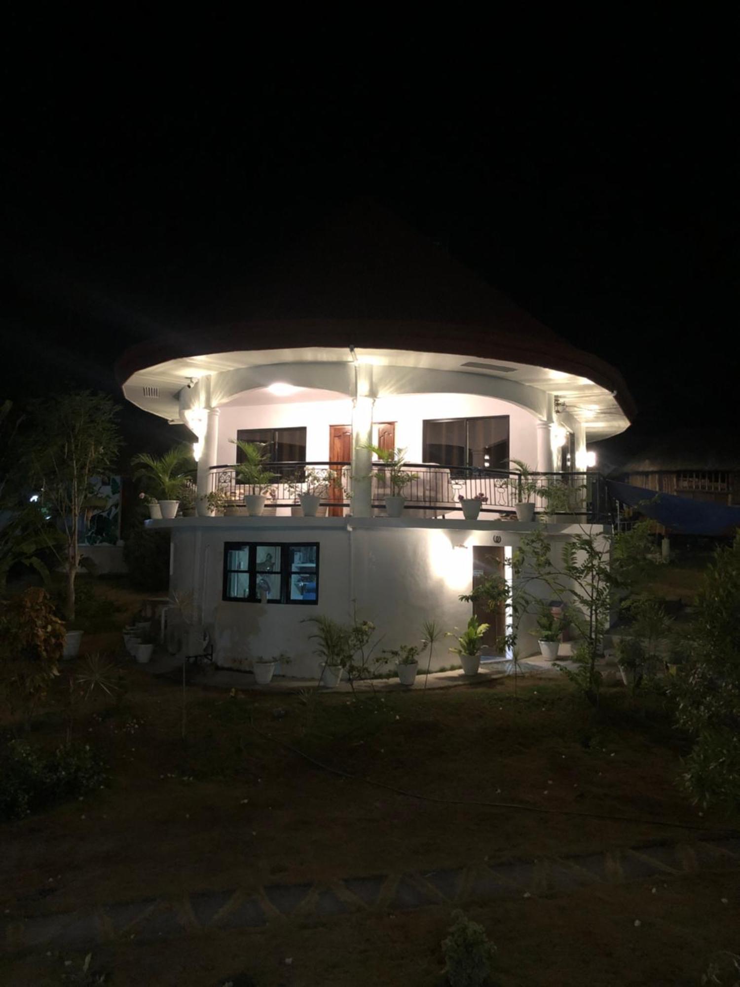 Cuestas Beach Resort And Restaurant Badian Exterior photo