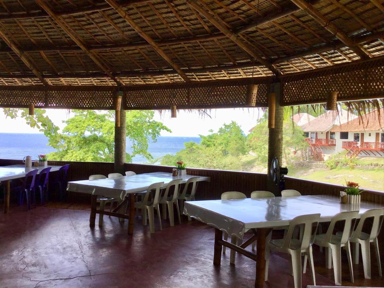 Cuestas Beach Resort And Restaurant Badian Exterior photo